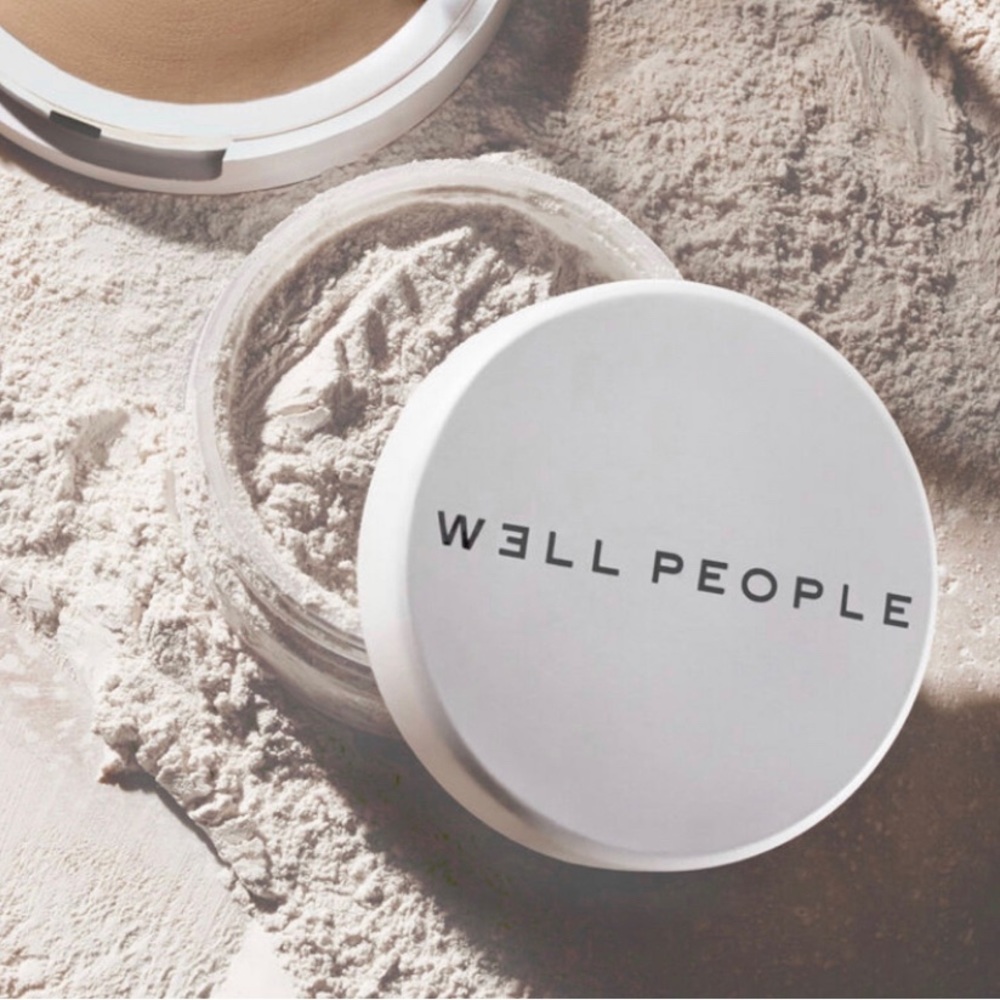 W3LL People Superpowder Setting Powder in Pearl